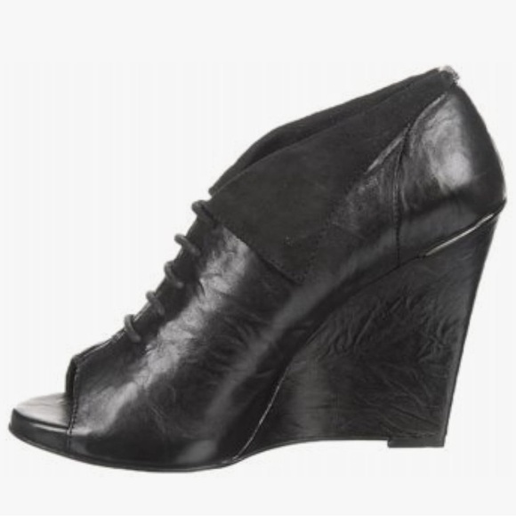 Sam Edelman lace up leather ankle booties - Picture 4 of 12